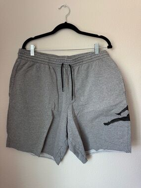Men's Gray Athletic Drawstring Shorts